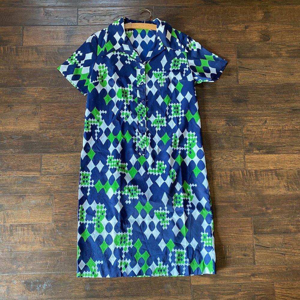 Vintage 1960s Dark Blue & Green Mod Abstract Midi Shift Shirt Collar Dress